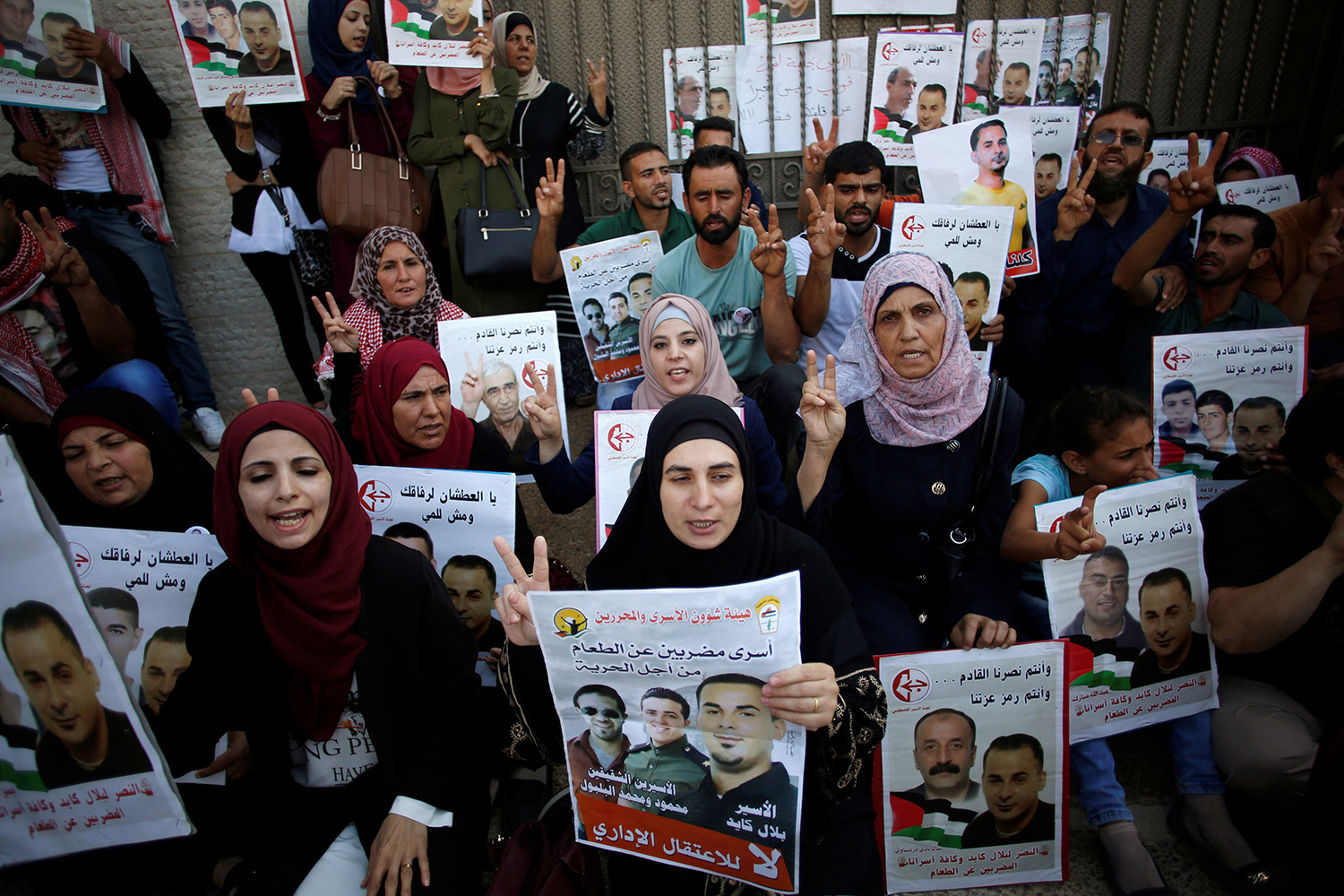 Manifestación masiva en Cisjordania por la muerte de un palestino bajo custodia policial