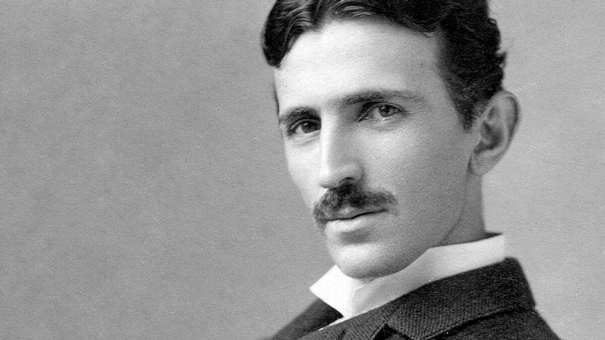 Nikola Tesla, el hombre que predijo los drones en 1898