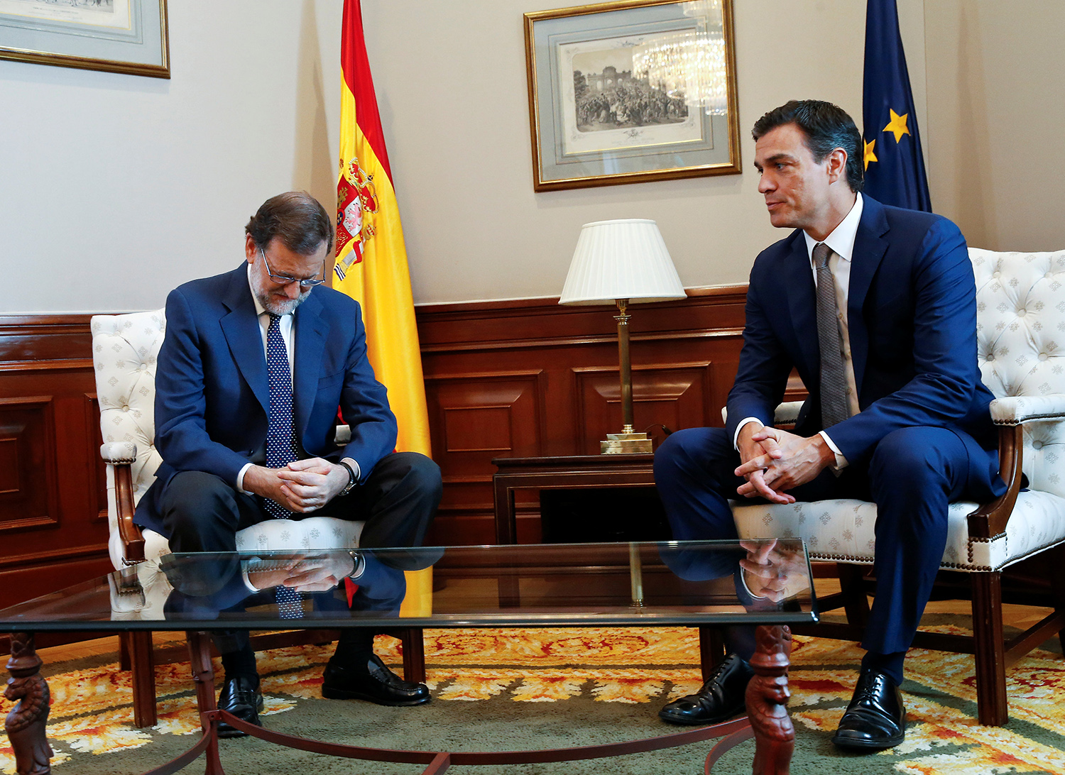 Intercambio de reproches tras las reunión fallida entre Rajoy y Sánchez