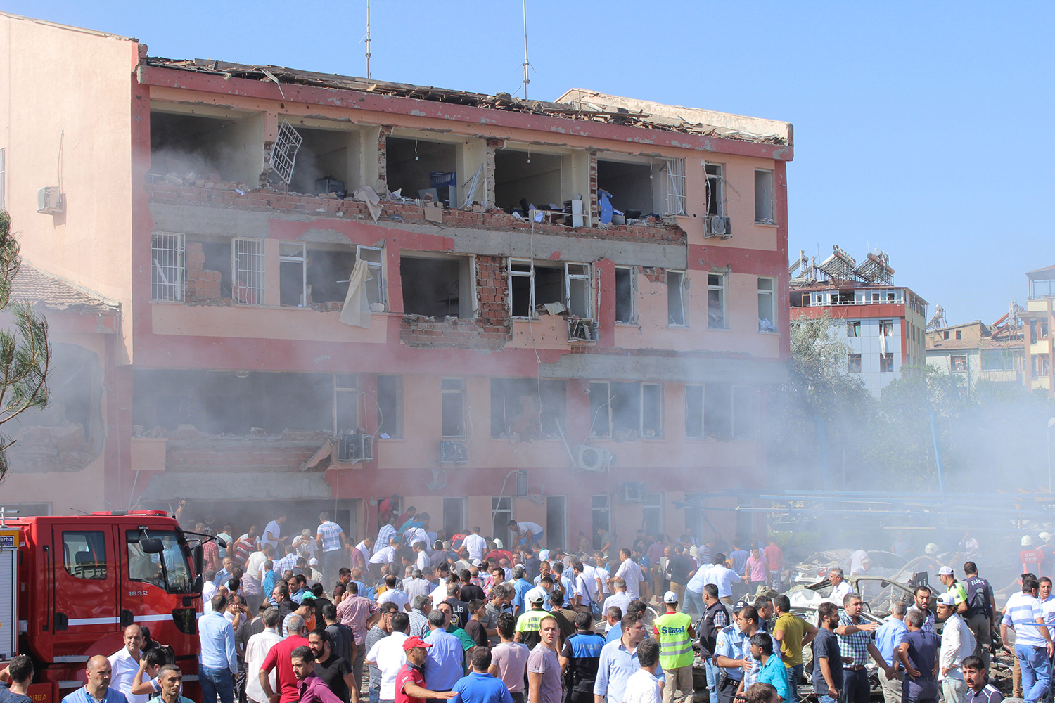 Seis muertos y 120 heridos en un atentado en Turquía