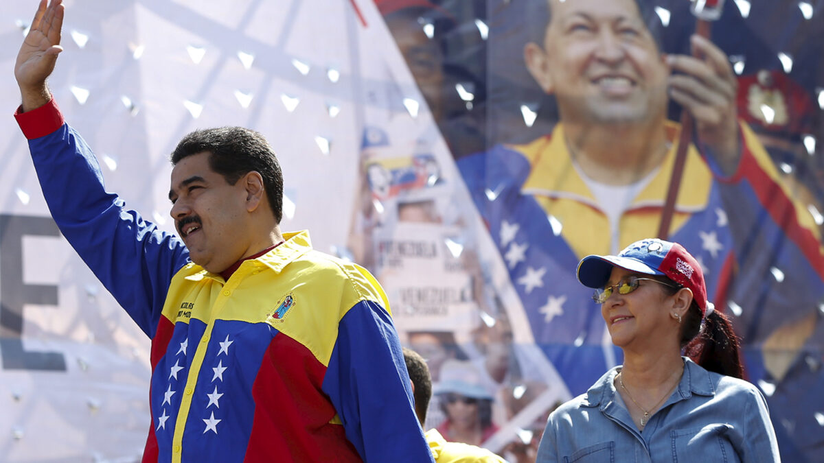 El Gobierno de Venezuela encarga una película y una serie sobre Chávez