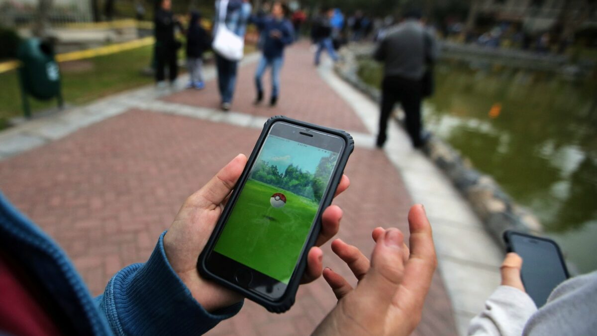 Piden la liberación de un joven ruso encarcelado por buscar pokémon en una iglesia