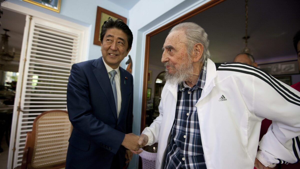 Japón pide ayuda a Cuba para que dialogue con su aliado Corea del Norte