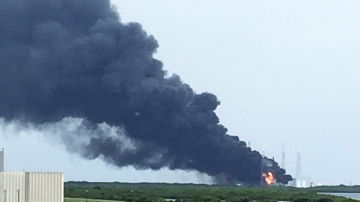 Explota un cohete de SpaceX en Cabo Cañaveral