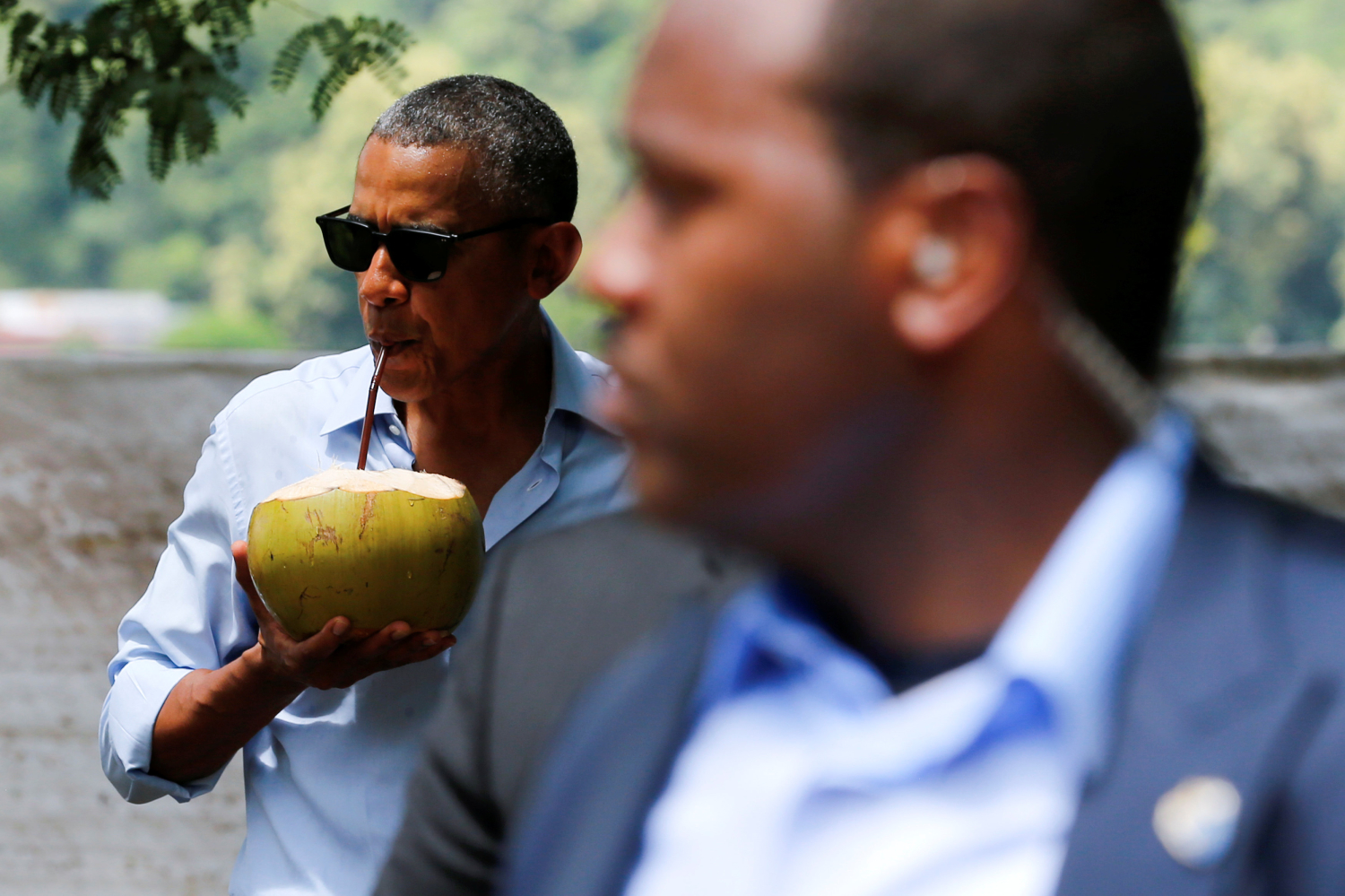 Obama viaja a países exóticos para combatir la ignorancia de los estadounidenses