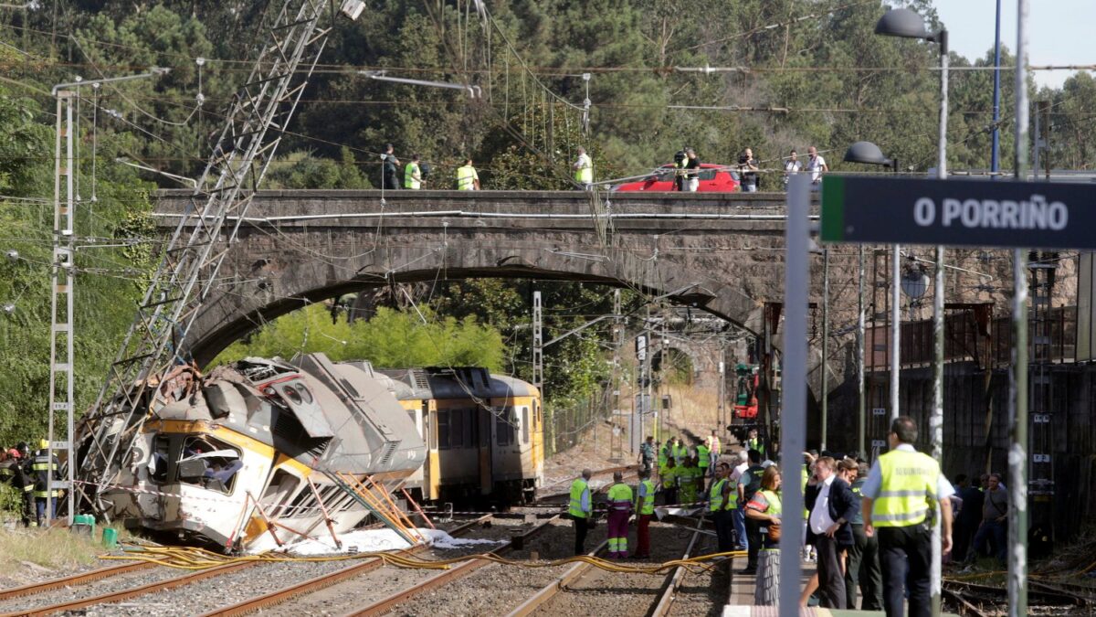 El tren siniestrado en O Porriño iba a 118 km/hora en una vía limitada a 30