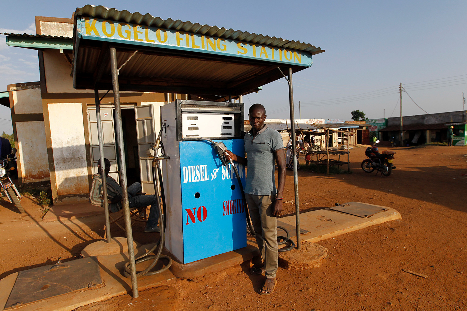 Empresas venden combustibles demasiado tóxicos y prohibidos en Europa a países de África