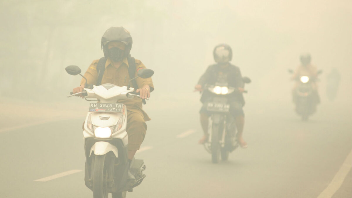 La ‘niebla asesina’ provoca 100.000 muertes prematuras al año en Indonesia