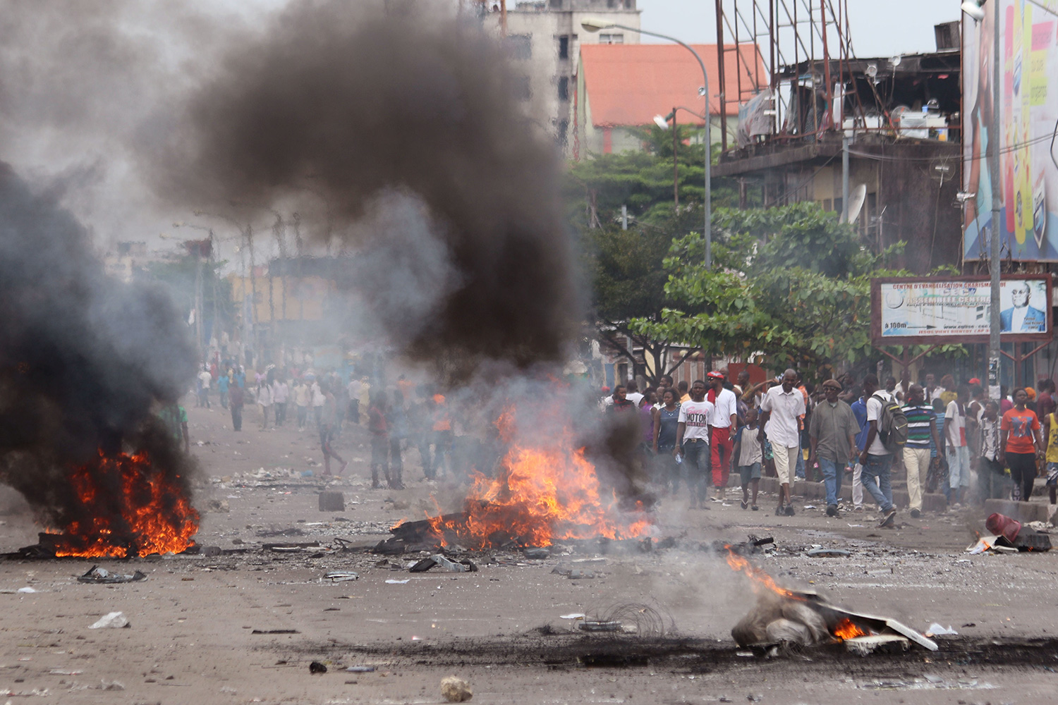 Al menos 17 muertos durante violentas protestas en la capital del Congo