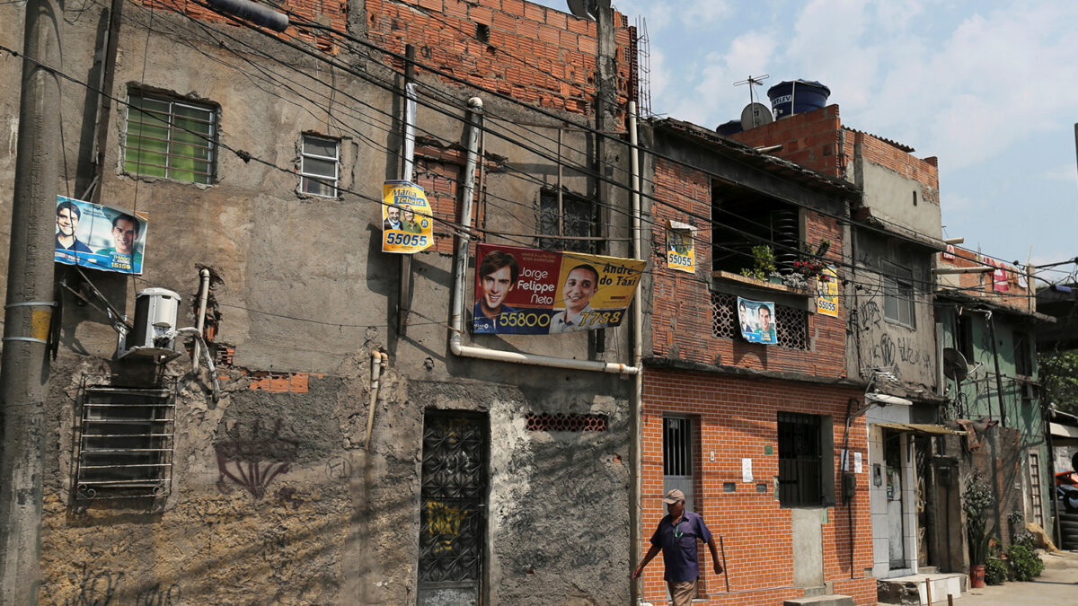 Un candidato resulta herido grave y su padre muere en un acto electoral