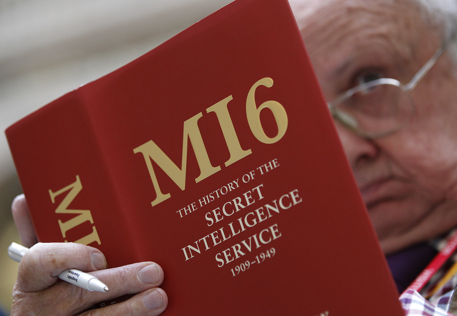 El MI6 busca personal para hacer frente a las nuevas amenazas