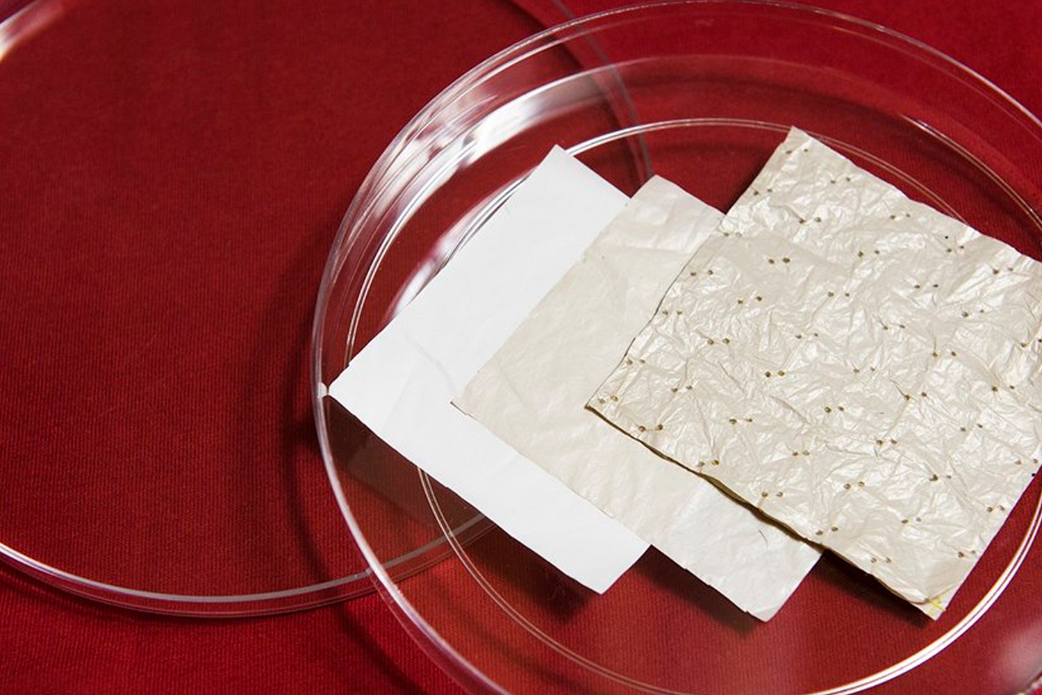 El nuevo tejido de plástico capaz de refrescar el cuerpo que revolucionará la industria textil