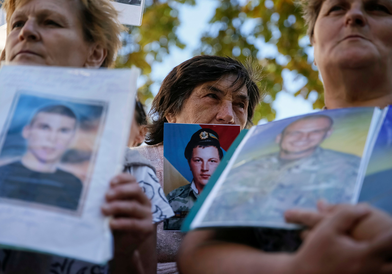 La tregua en Ucrania se tambalea tras la muerte de tres soldados