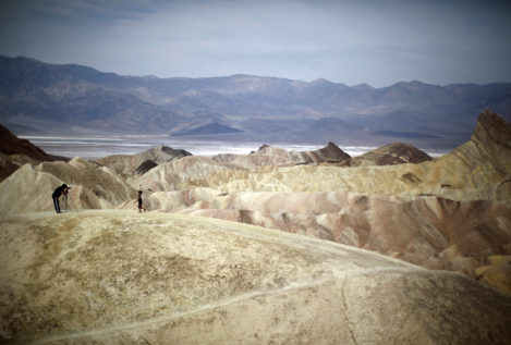 El desértico Valle de la Muerte donde las rocas se mueven sin explicación