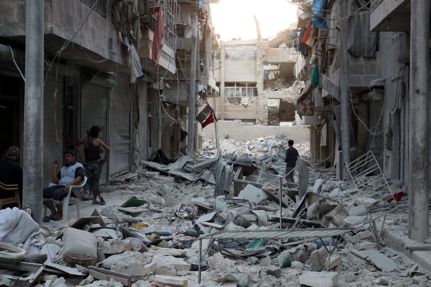 Un barrio de la sitiada ciudad de Alepo derruido por las bombas. (Foto: Abdalrhman Ismail / Reuters)