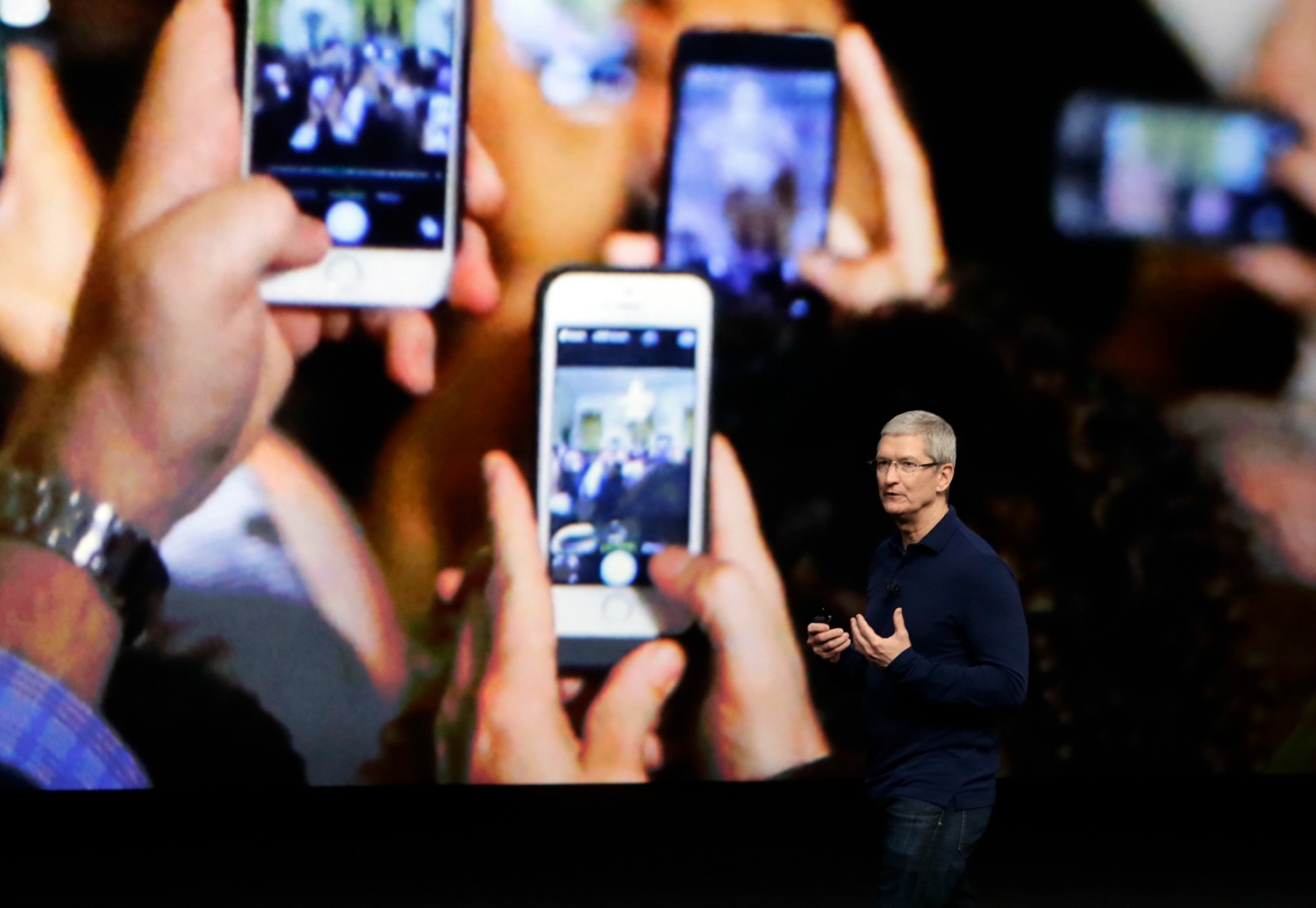 Apple contrae sus beneficios y ventas por primera vez en 15 años