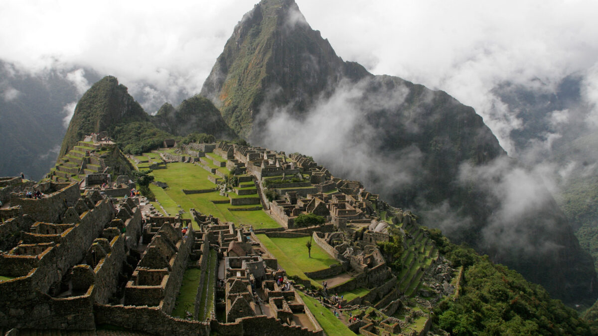 Una española herida tras caerle un rayo en el Machu Picchu