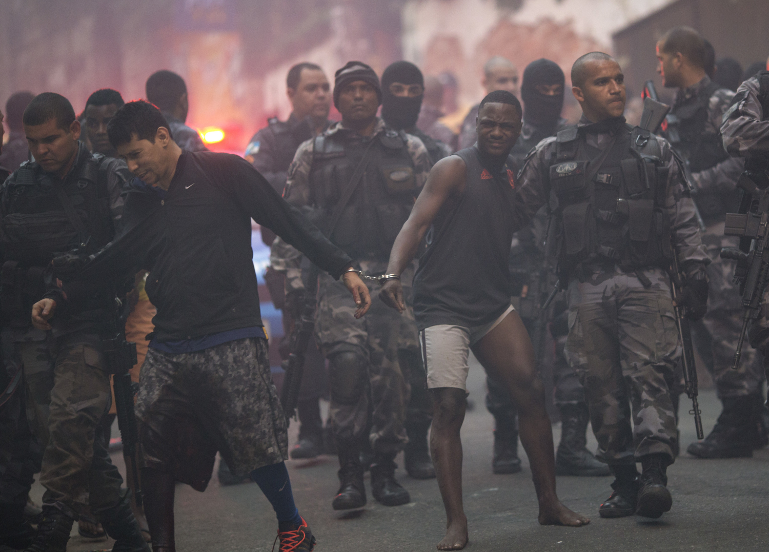 Alarma en barrios turísticos de Brasil por altercados entre narcos y policías