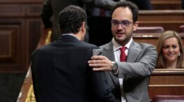 Un alto cargo de Moncloa se citó con Leire Díez y Cerdán para tener información de las saunas