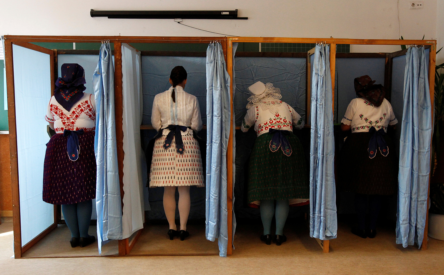 El 92% de los húngaros vota en contra de los refugiados en un referéndum invalidado