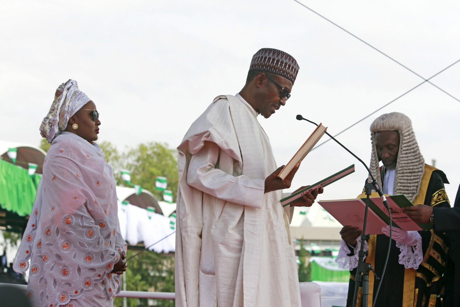 El presidente de Nigeria recibe una sorprendente advertencia