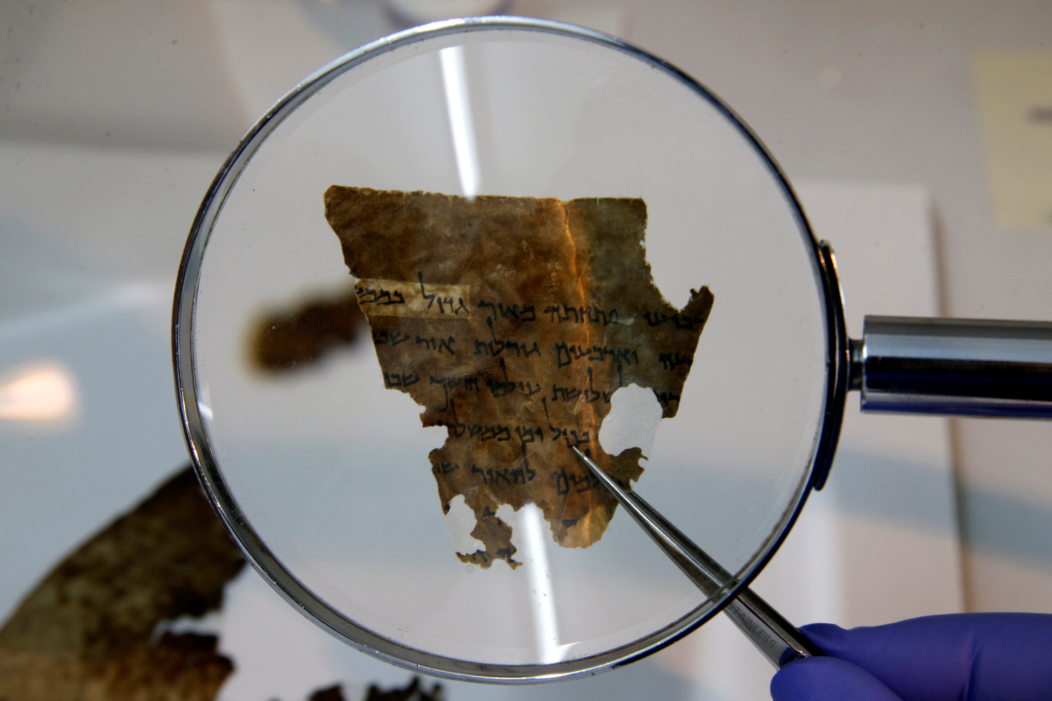 Israel asegura que un antiguo papiro evidencia que Jerusalén es suya