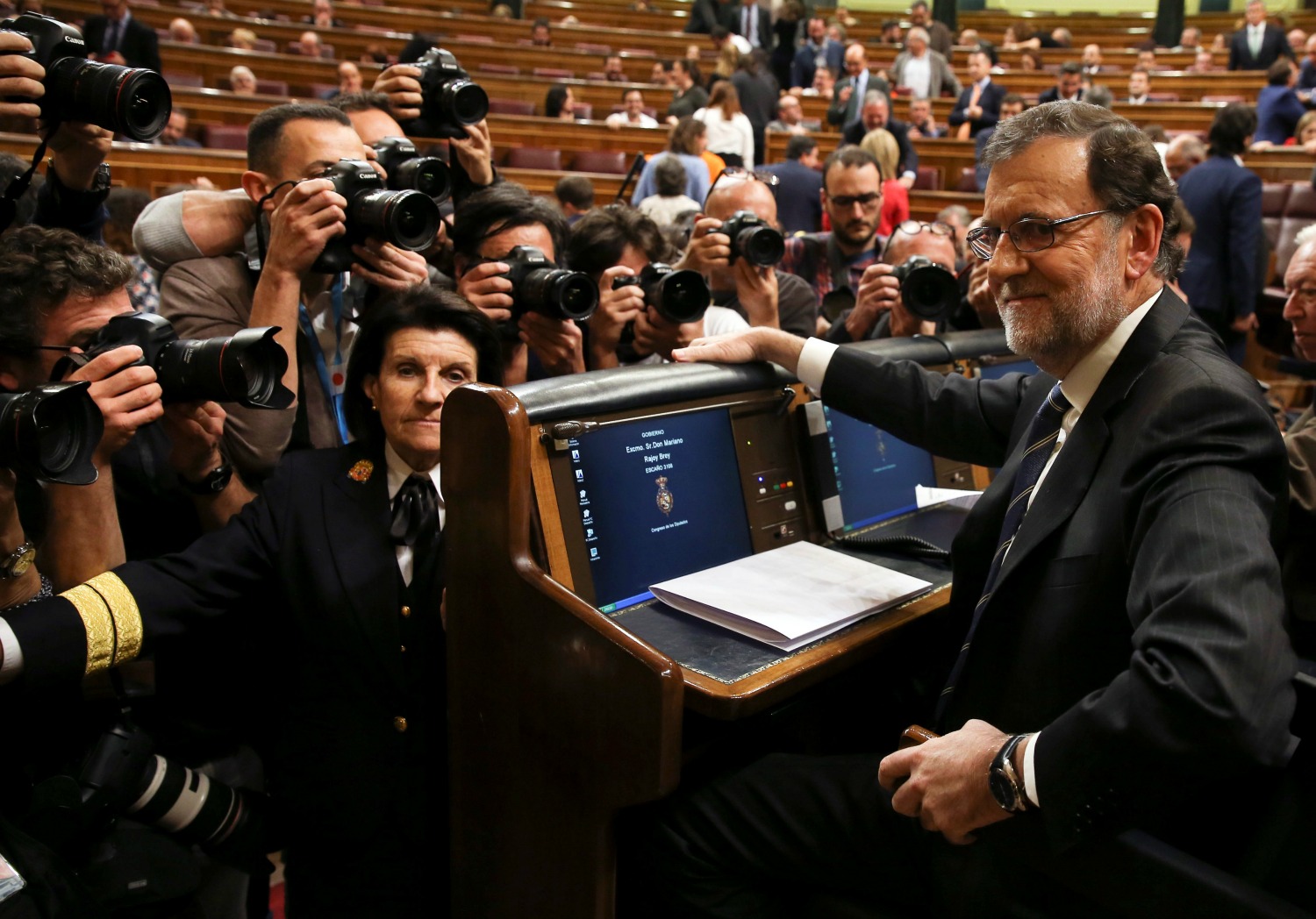 Un Rajoy dialogante apela a la gobernabilidad para obtener la confianza de la Cámara
