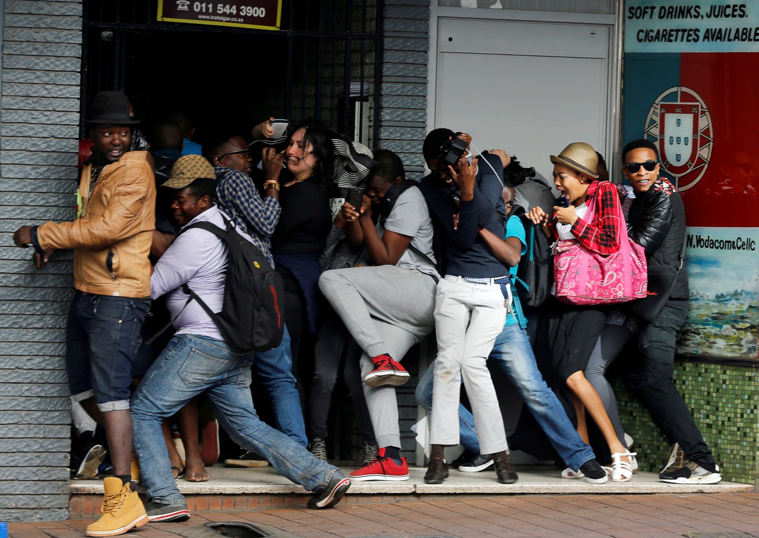 Se intensifican las protestas en Sudáfrica contra la subida de las tasas universitarias