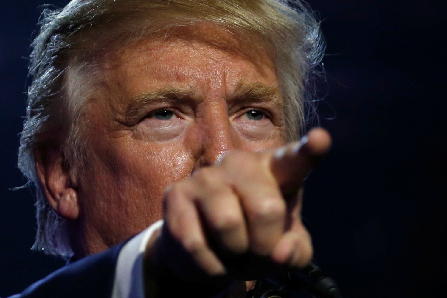 Donald Trump intensifica sus declaraciones contra unos resultados "amañados"