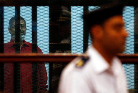 Un tribunal egipcio anula la condena a cadena perpetua contra Mursi