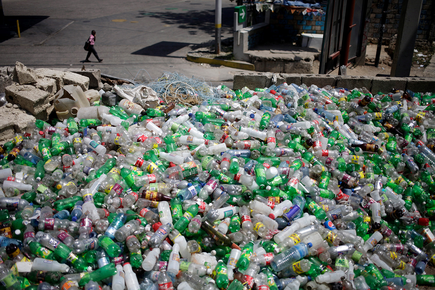 Holanda construirá carreteras de plástico reciclado