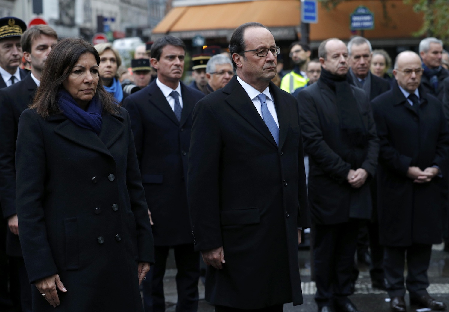 Hollande propone alargar el estado de emergencia hasta mayo de 2017