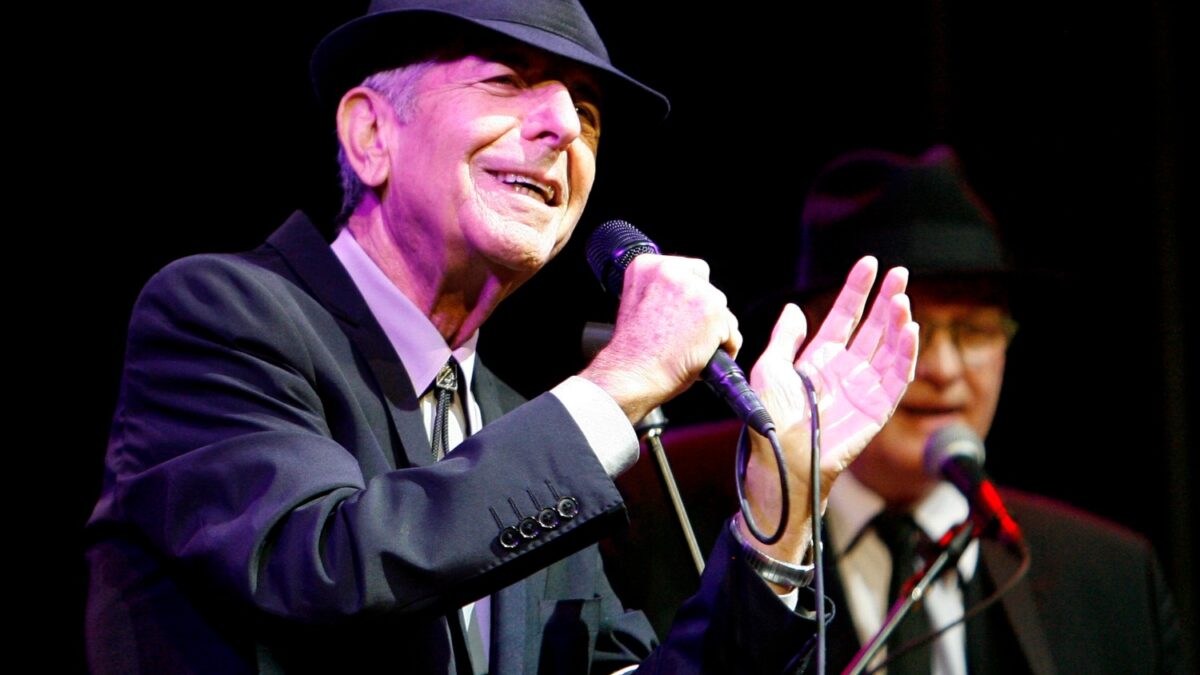 La voz del cantautor y poeta Leonard Cohen se apaga a los 82 años