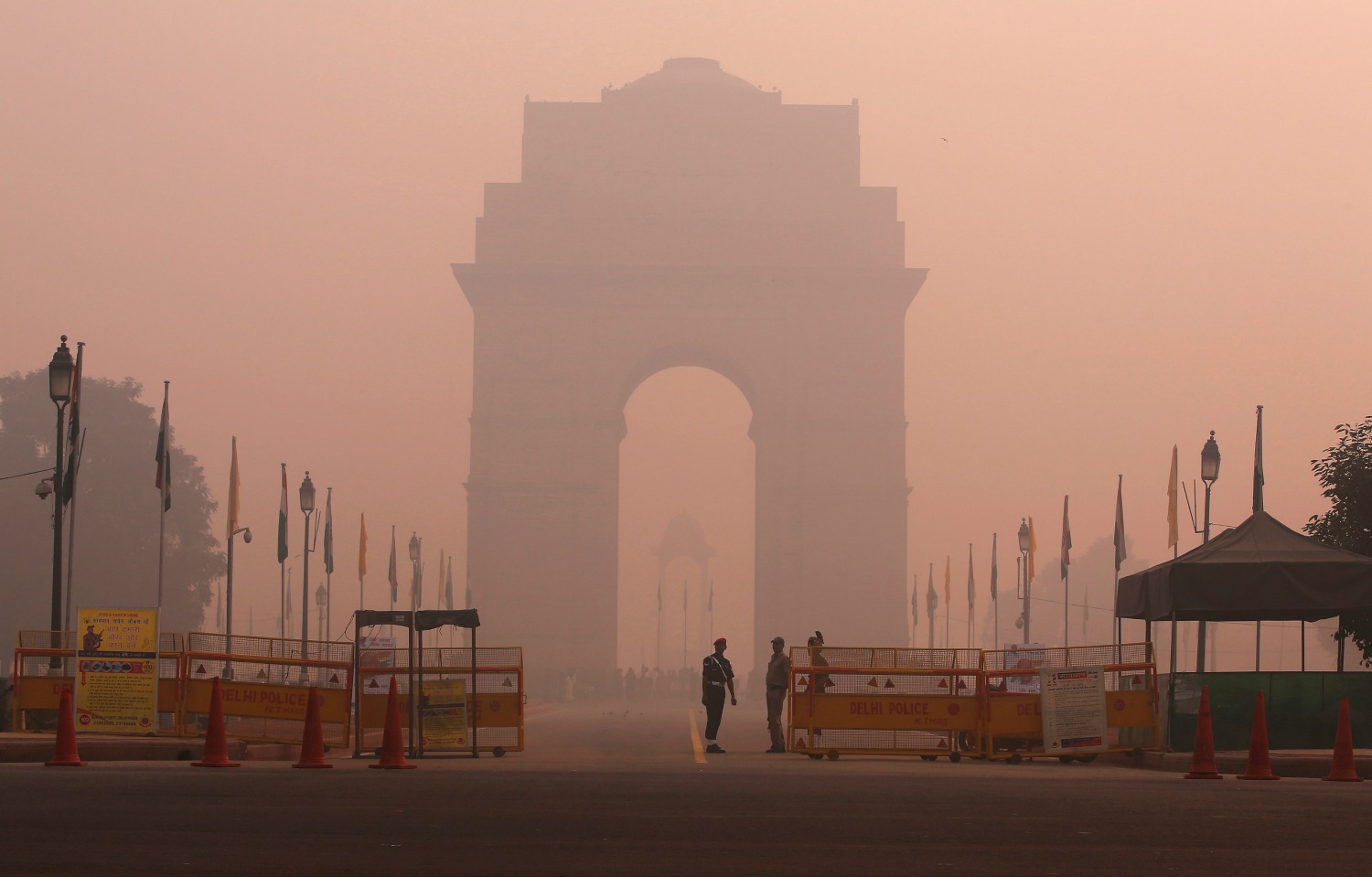 En Nueva Deli no se puede salir a la calle por culpa de la contaminación