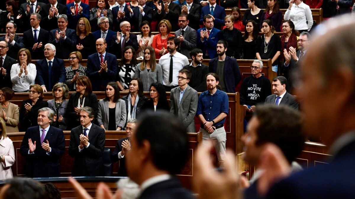 Ausencias y gestos de rechazo marcan la apertura solemne de la XII Legislatura