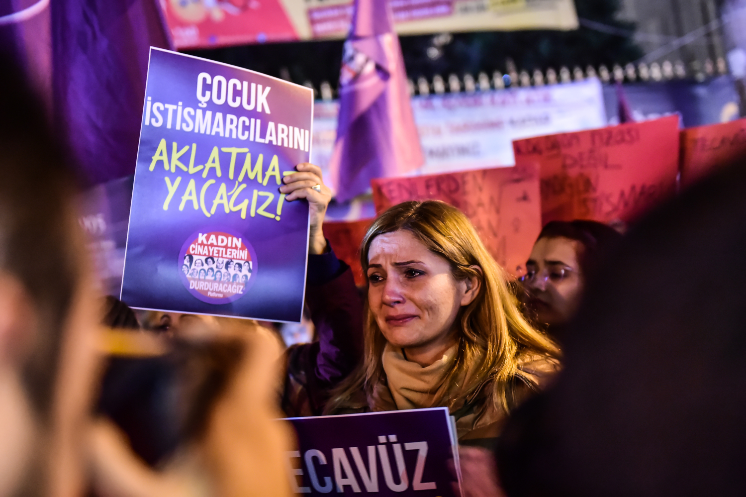 Turquía retira el proyecto de ley que perdonaba las violaciones a menores si había matrimonio