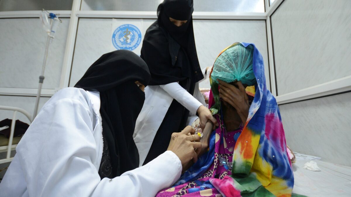 Más de la mitad de los hospitales de Yemen están inutilizados por el conflicto