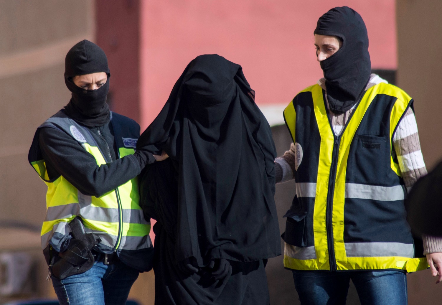 Detenidas en Turquía dos españolas integradas en Daesh al intentar regresar a Europa