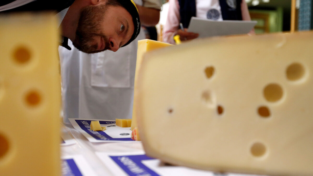 Comer queso te puede salvar la vida