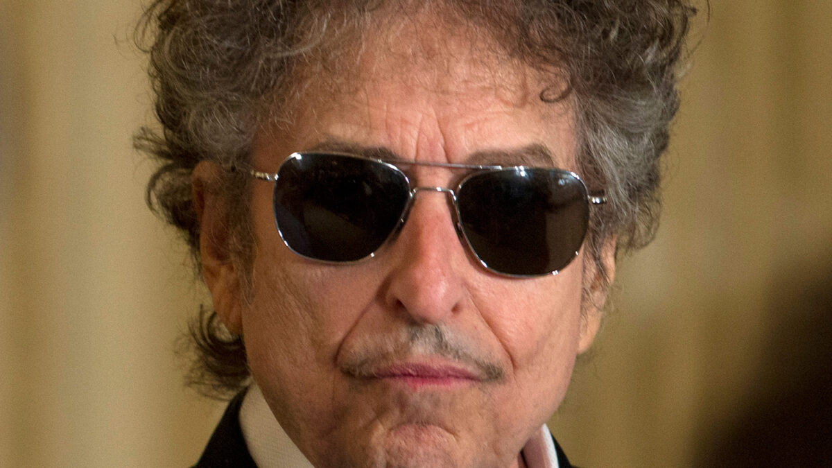 Bob Dylan, el omnipresente Nobel que jugó al escapismo