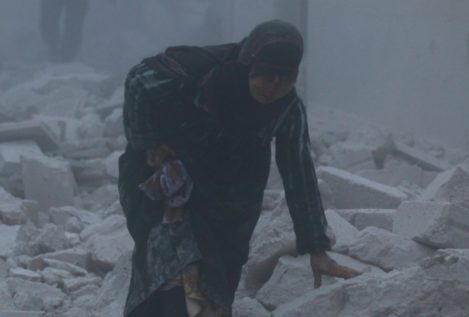 Siria ataca barrios rebeldes de Alepo pese a la tregua anunciada por Rusia