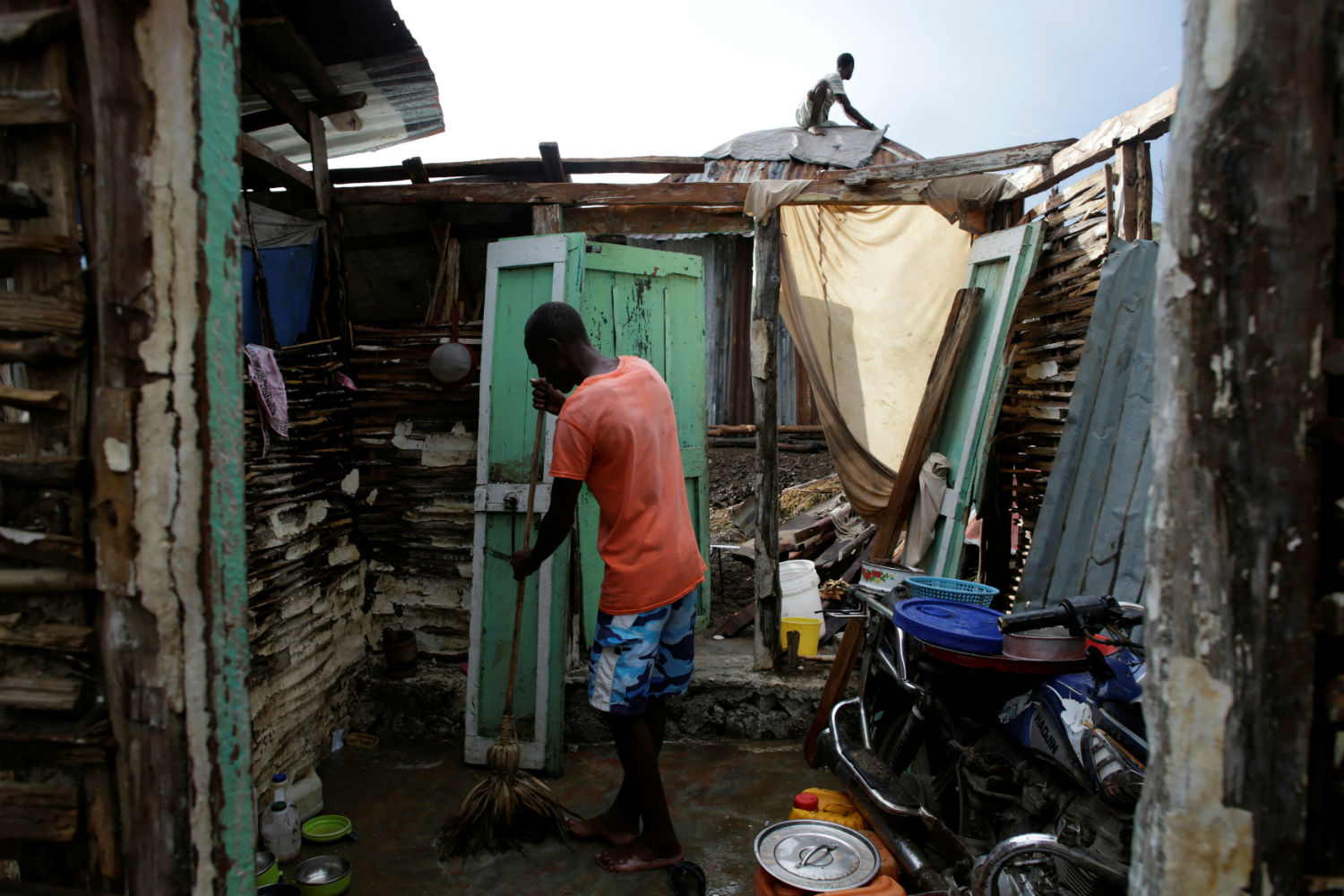 Haití, sin paz: el huracán Matthew mató a más de 1.000 personas