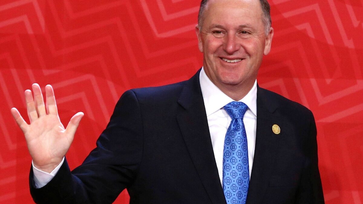 Dimite por sorpresa el primer ministro neozelandés John Key