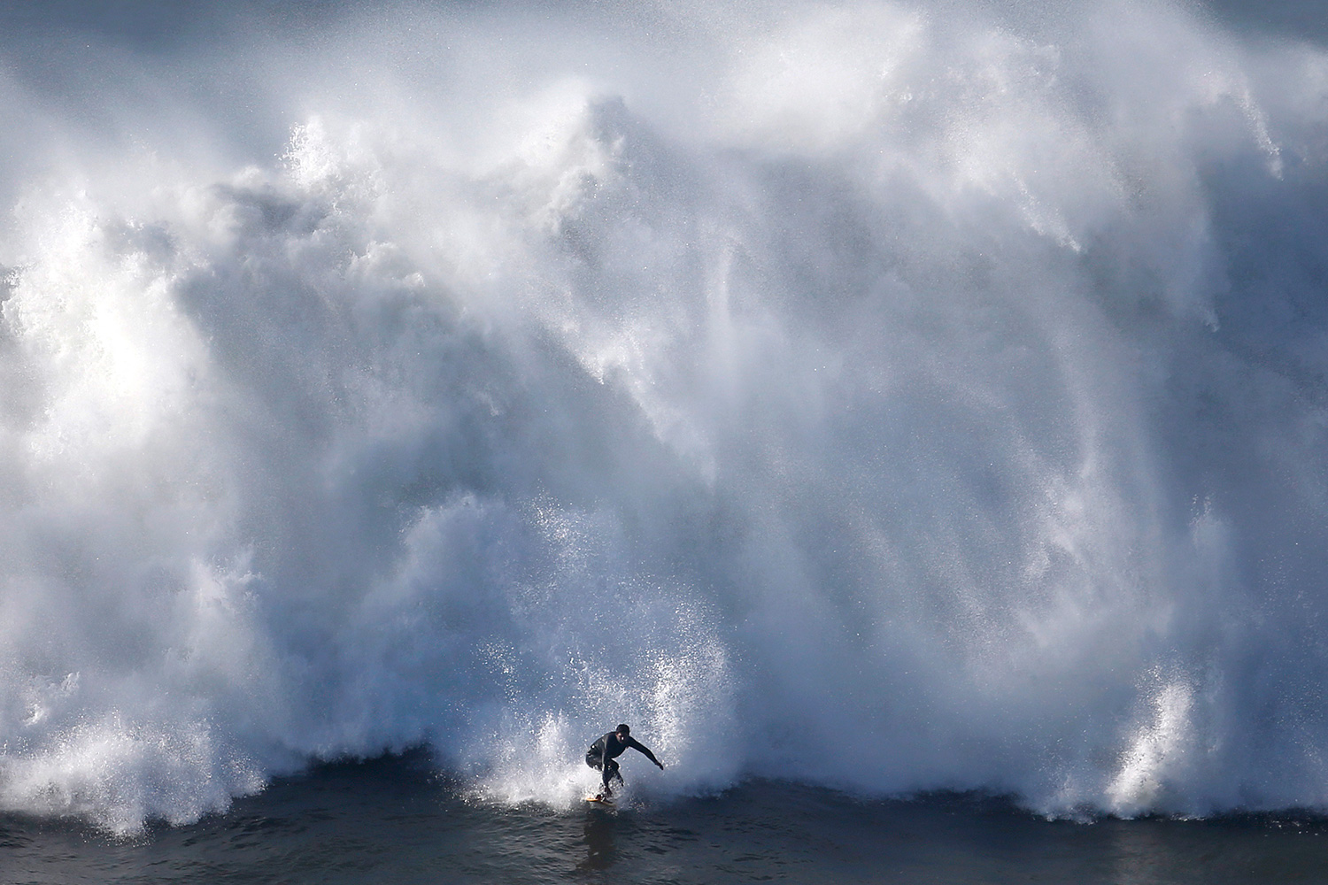 Una ola de casi 20 metros de altura bate el récord mundial