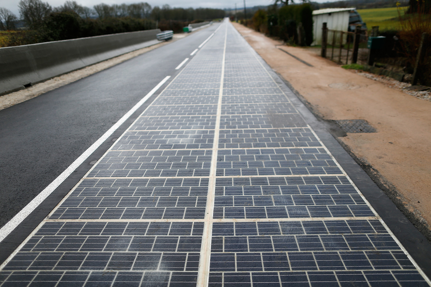 La primera 'autopista solar' del mundo ya está en funcionamiento