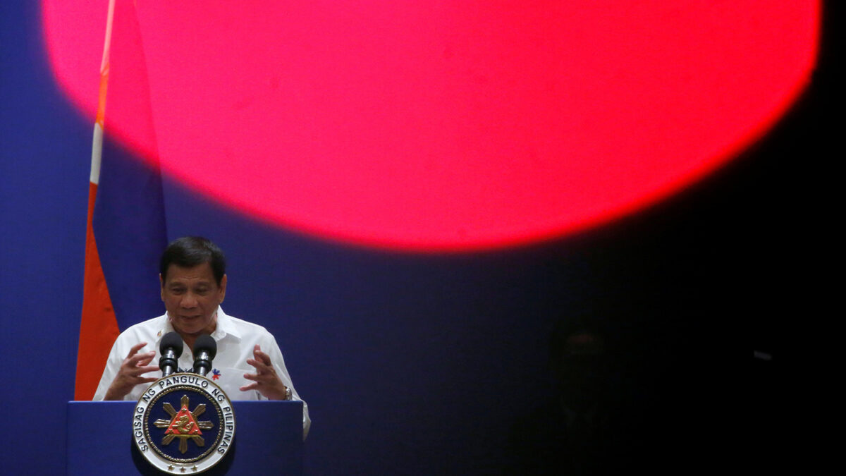 Duterte, el presidente que quiere «exterminar» a todos los narcos de Filipinas