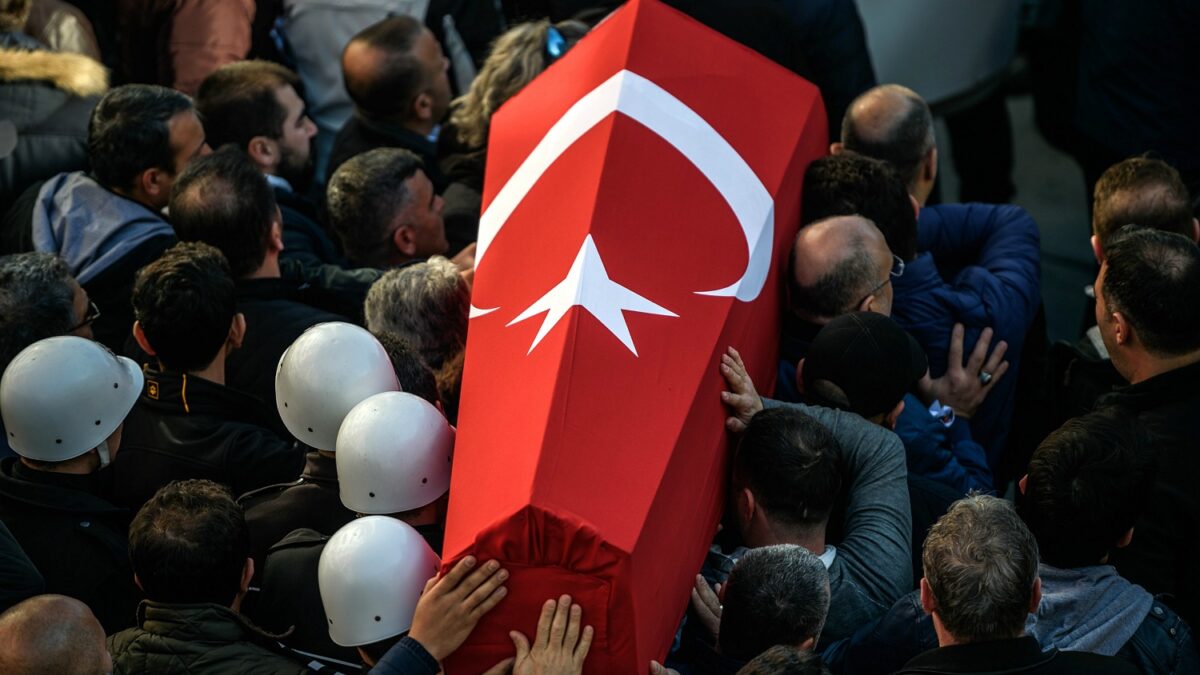 Erdogan ordena el arresto de cientos de opositores prokurdos tras el último atentado