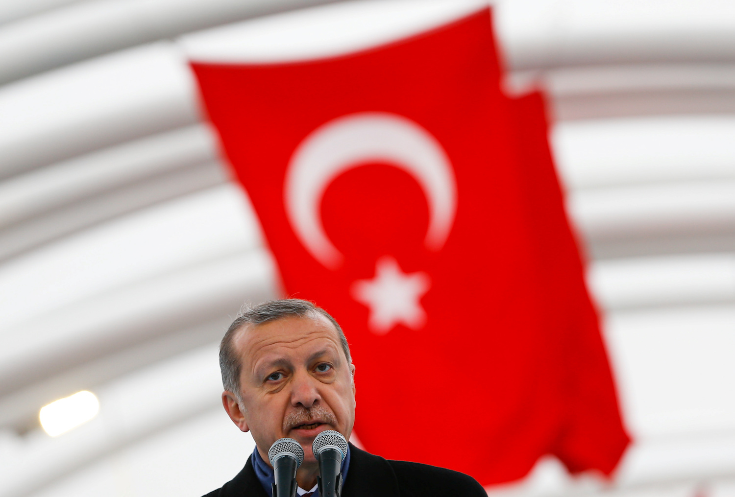 Erdogan asegura tener pruebas de que Estados Unidos apoya al Estado Islámico