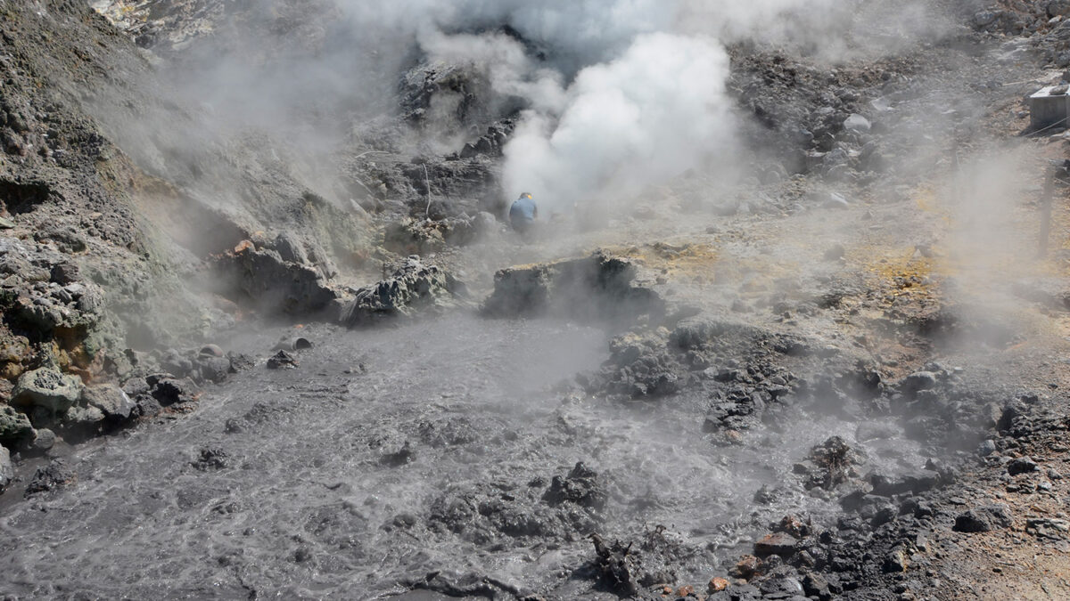 Un peligroso volcán está despertando en Italia