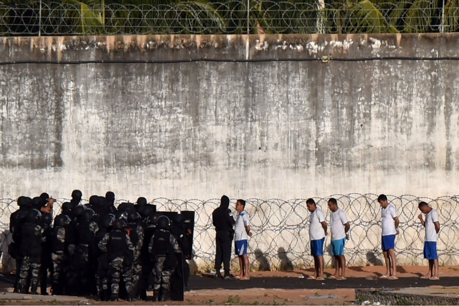 Brasil enviará a las Fuerzas Armadas a los penales para frenar ola de violencia